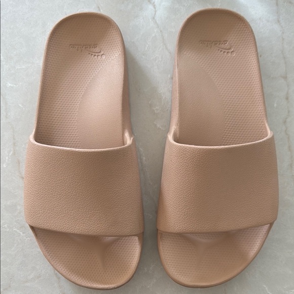 Archie’s Tan Slide Sandals - Picture 2 of 4